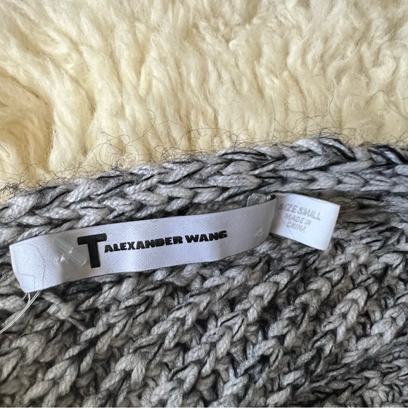 Alexander Wang Asymmetrical Cropped Sweater - Picture 2 of 5